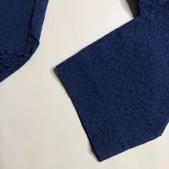 Banana Republic‎ Blue Leopard Print Slim Fit Stretch Pants Size 10 Petite - Picture 4 of 4